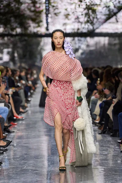 Look 51